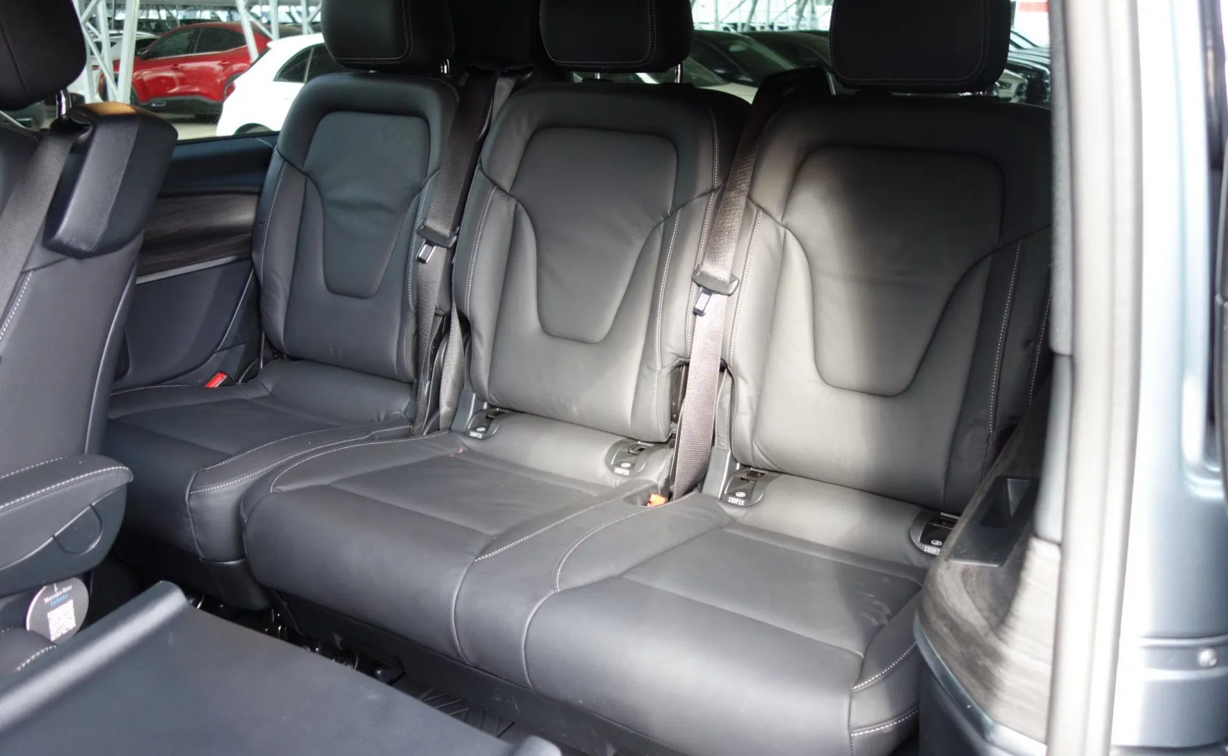 Zunanja slika - Mercedes-Benz V-Razred - V 300 d 4MATIC Style dolgi Avt. - 8