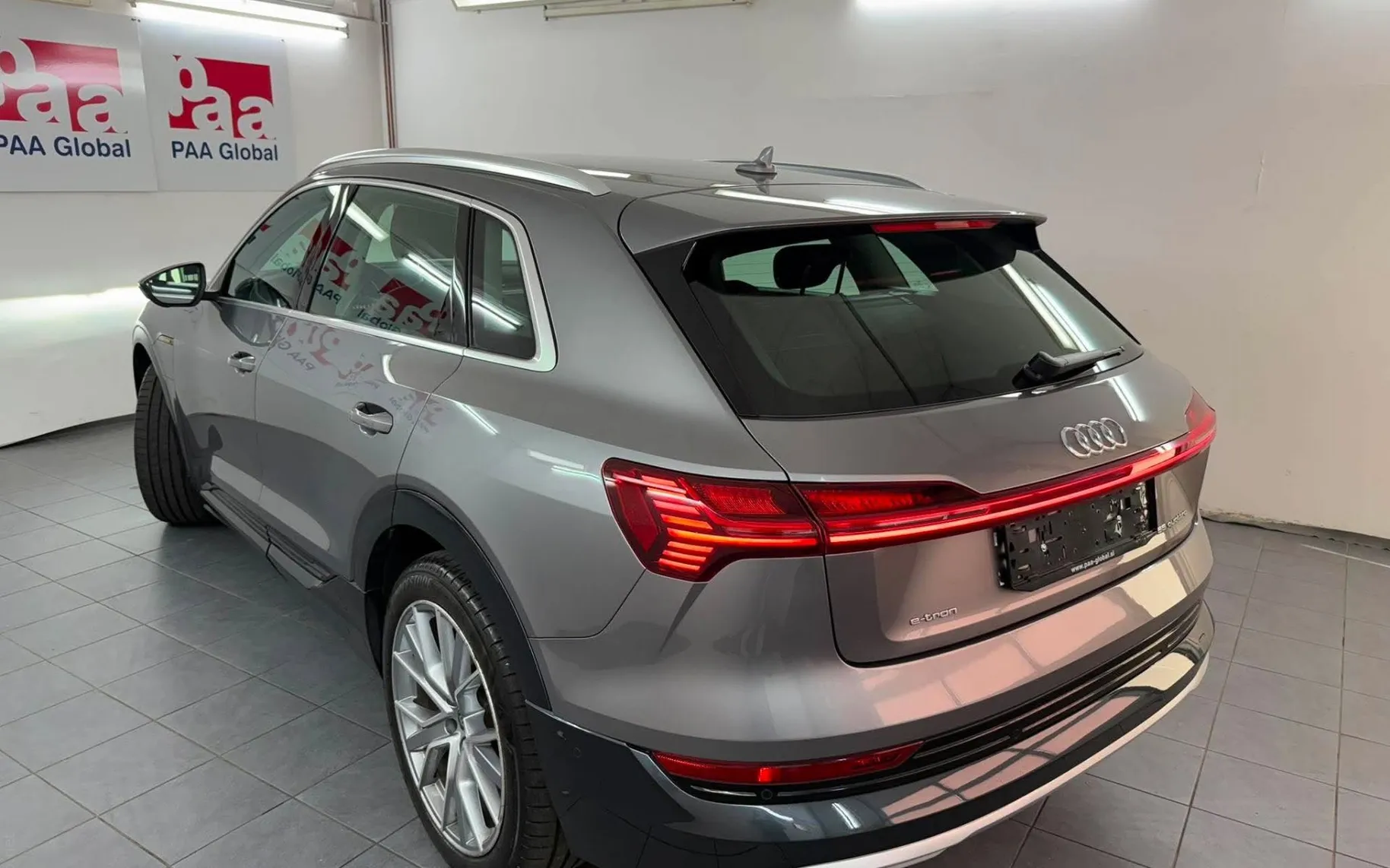 Zunanja slika - Audi e-tron - 55 quattro Advanced.KAMERA.LED.USNJE.NAVI.4X4.ACC - 3