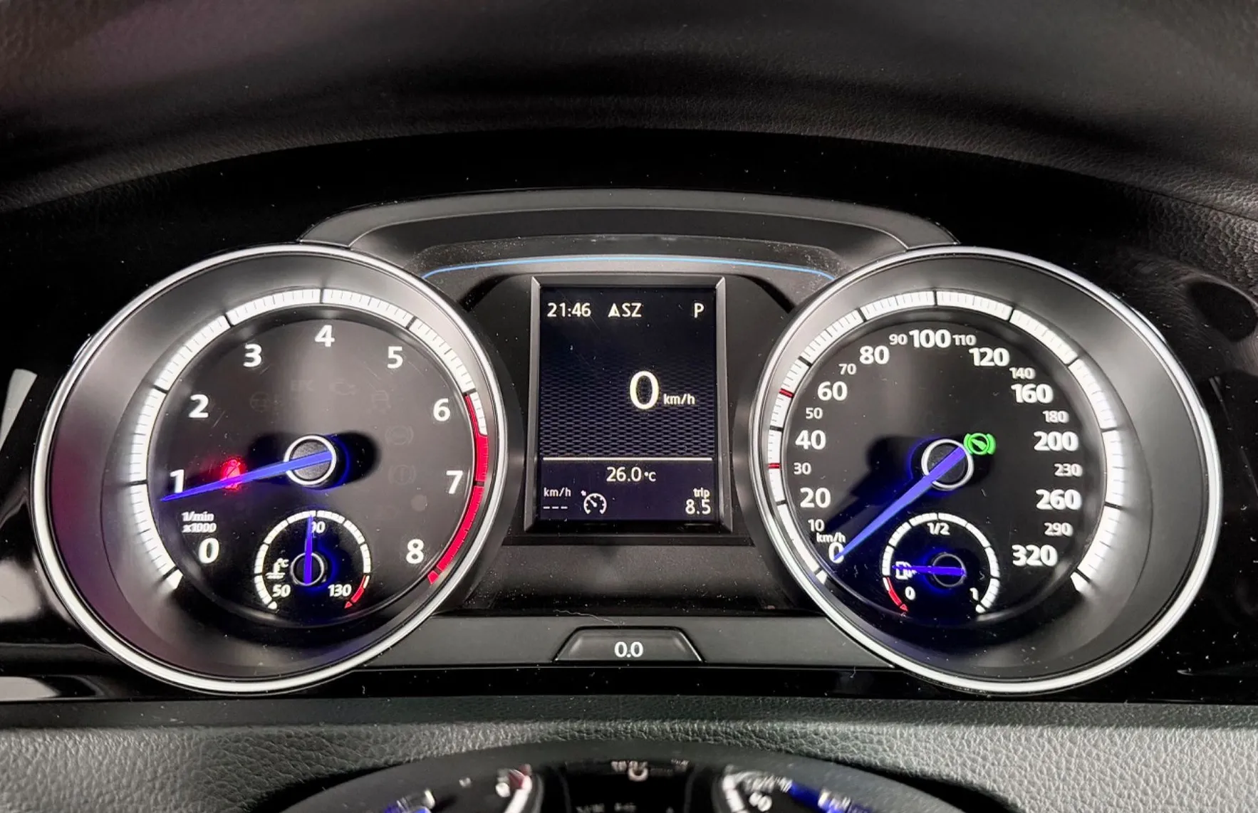 Zunanja slika - Volkswagen Golf - R - 4 MOTION - DSG - DRIVE SELECT - NAVI - PDC - 16