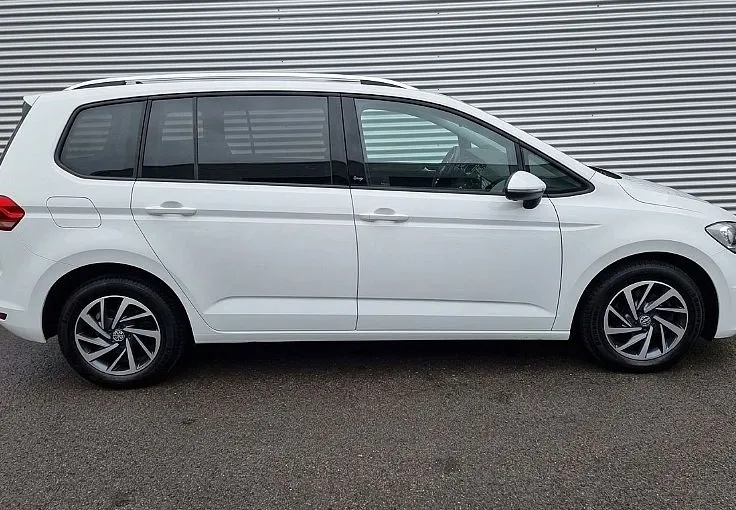 Zunanja slika - Volkswagen Touran - 2.0 TDI-DSG-149.982km-KAMERA-SOUND OPREMA-JAMSTVO - 4