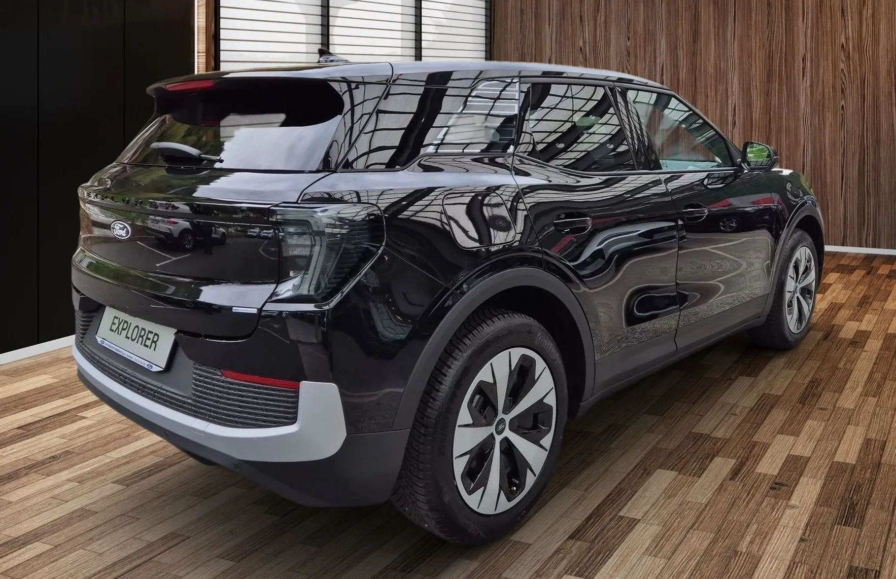 Zunanja slika - Ford Explorer - EV elektromotor 52 kWh 170 PS Style - 4