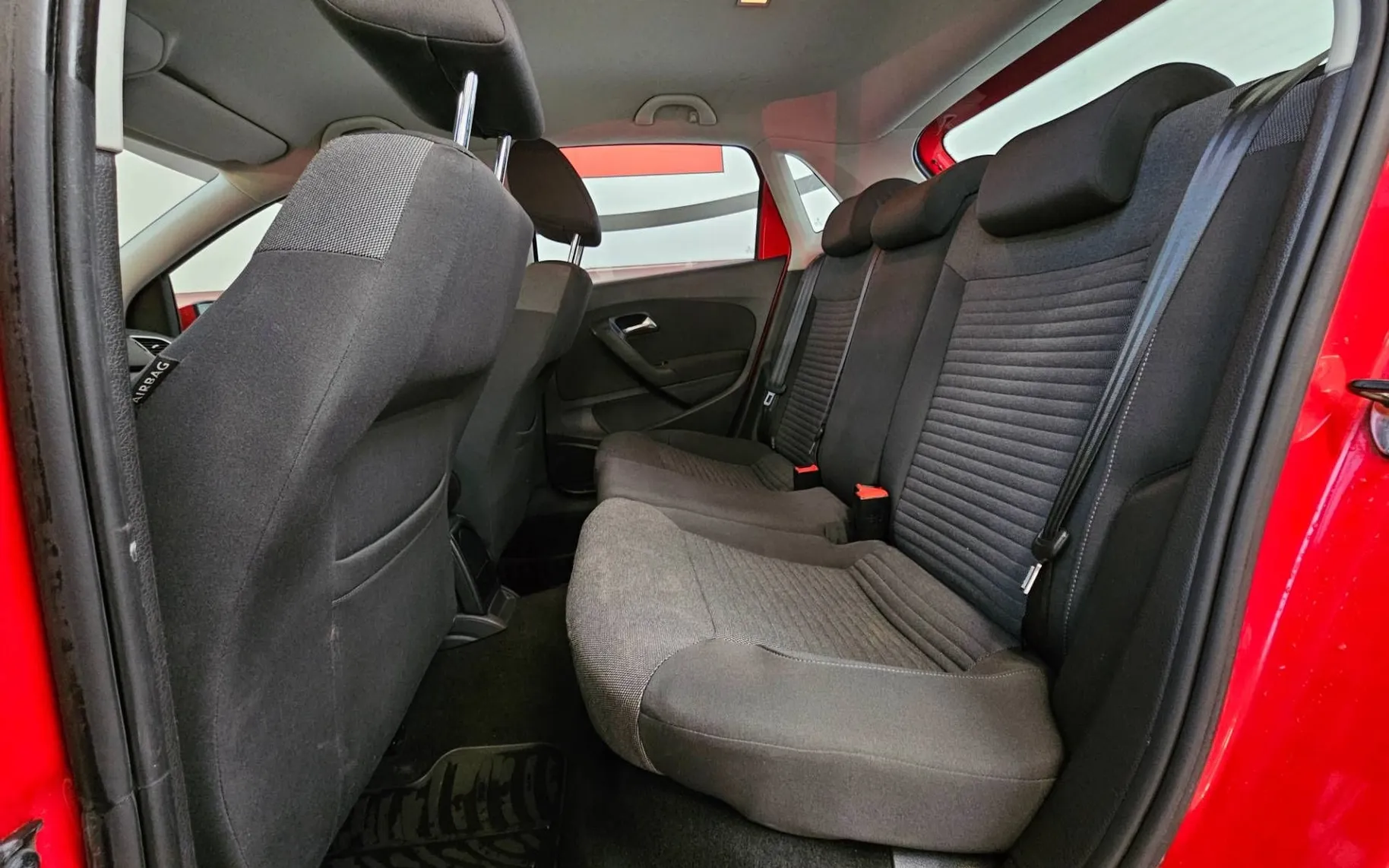 Notranja slika - Volkswagen Polo - 1.4 Comfortline DSG - 9