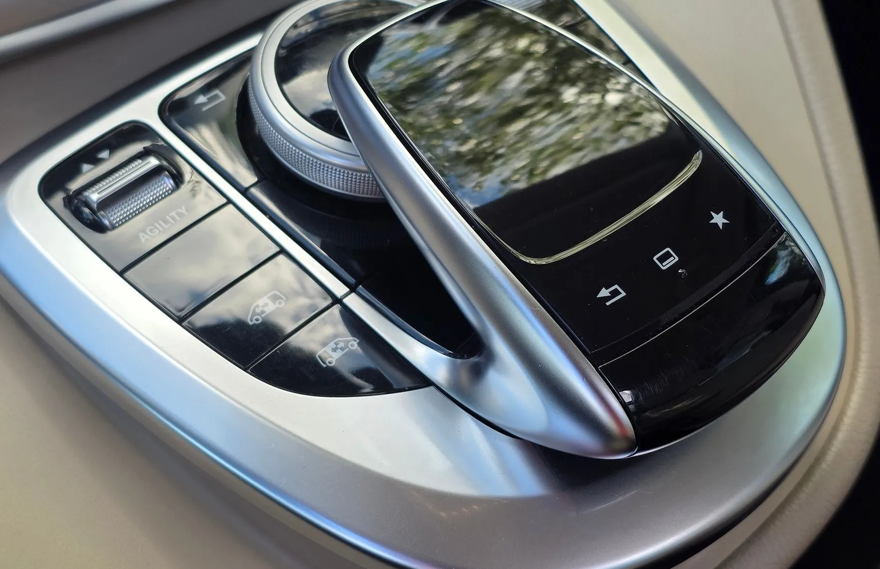 Zunanja slika - Mercedes-Benz V-Razred - V 250D 7 SEDEŽEV-LED-KAMERA-PANORAMA-ALU-ODLIČEN - 17