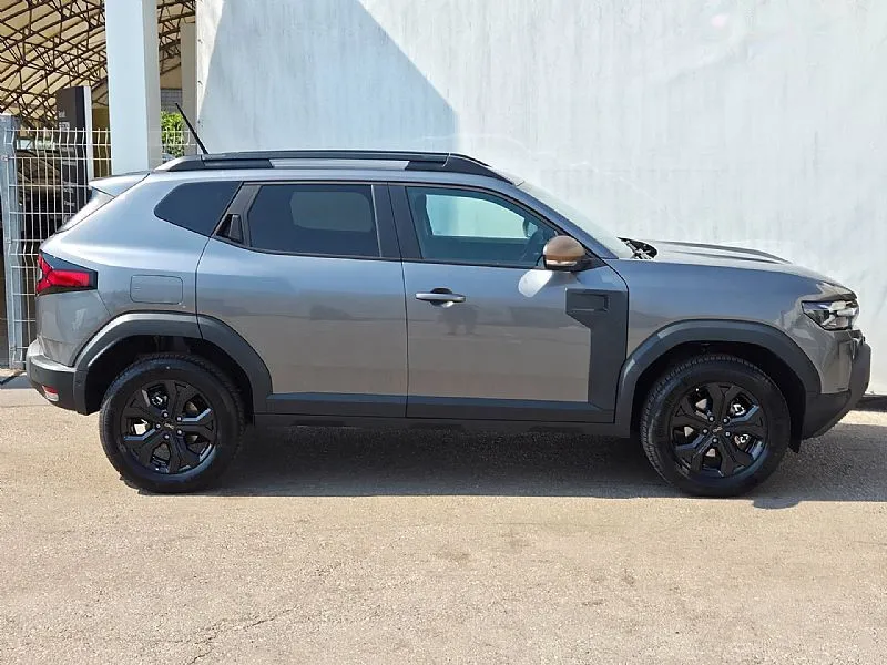 Zunanja slika - Dacia Duster - Extreme 4x4 hybrid-G 150 + Paket CITY+Vinjeta - 5