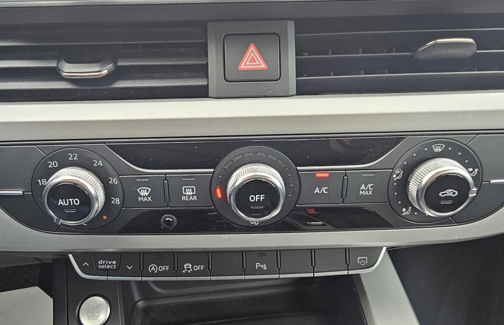 Zunanja slika - Audi A4 - Avant 35 TDI S tronic advanced|aktivniTEMP|FuLED|Assist - 15