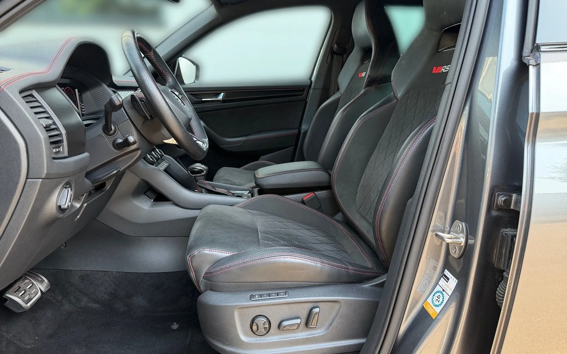 Notranja slika - Škoda Kodiaq - 4x4 2.0 TSI RS DSG - 7