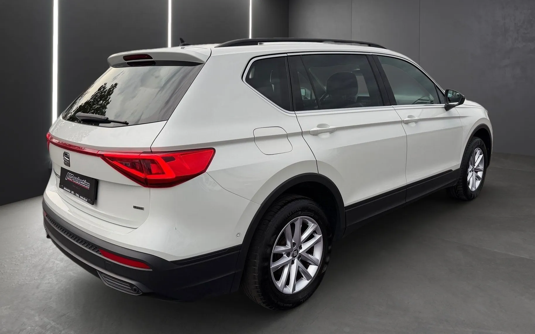 Zunanja slika - Seat Tarraco - 2.0 TDI DSG 4Drive-Vlečna kljuka-Full LED-Webasto - 3