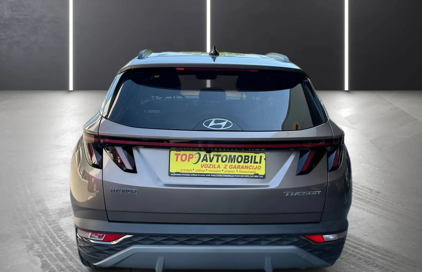 Zunanja slika - Hyundai Tucson - 1.6 T GDI 1LASTNIK VIRTUAL NAVI PDC KAMERA TOP - 7