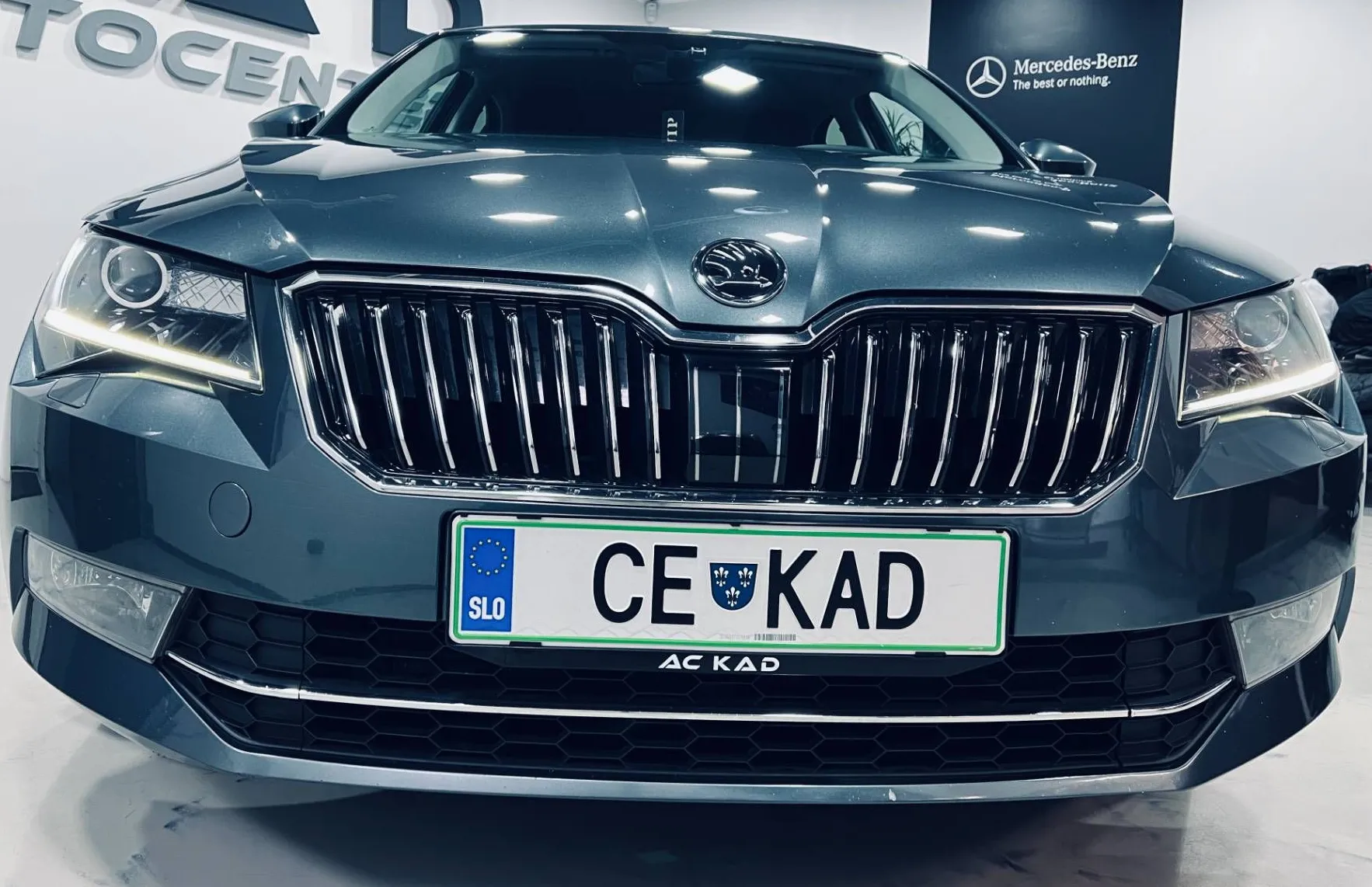 Zunanja slika - Škoda Superb - 2.0 TDI Ambition 110 kW...LIMO... - 2