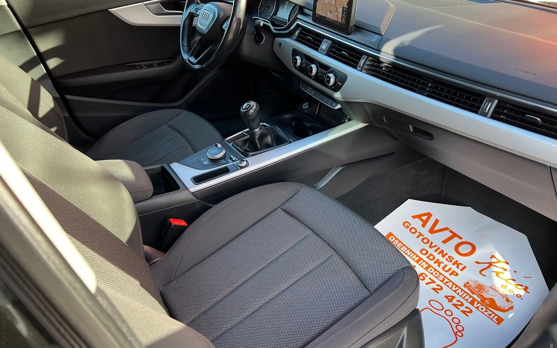 Notranja slika - Audi A4 Avant - 2.0 TDI-BI-XENON-LED-NAVIGACIJA-PDC-TEMPOMAT... - 10