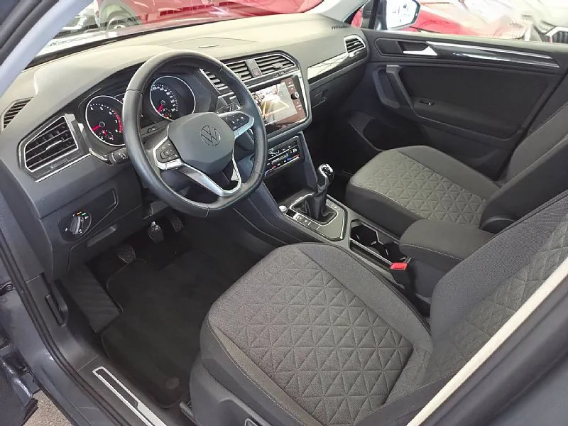 Zunanja slika - Volkswagen Tiguan - 1.5 TSI ACT BMT NAVI KAMERA 30.000KM 1.LASTNIK - 7