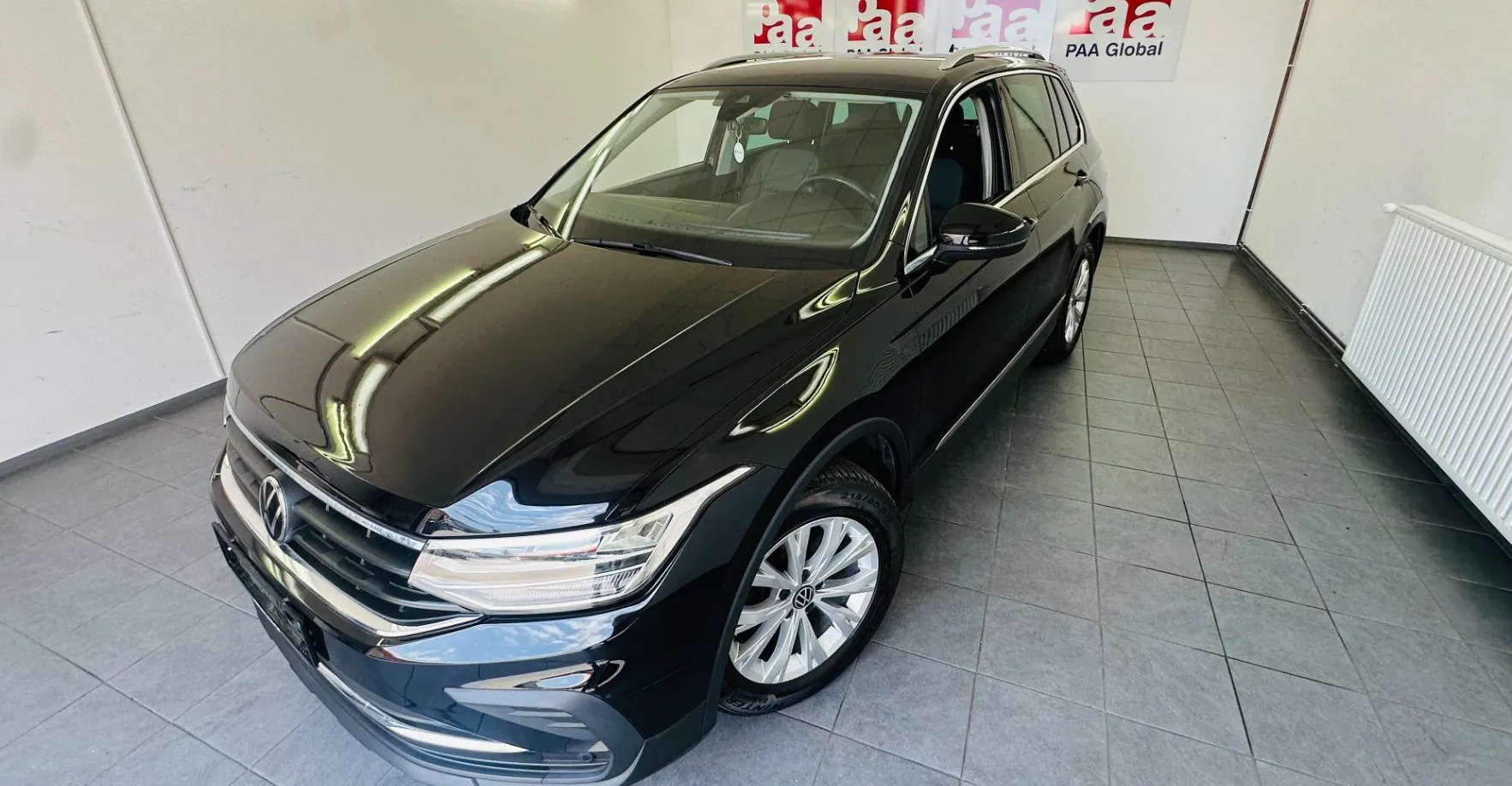 Zunanja slika - Volkswagen Tiguan - 2.0 TDI DSG.LED.NAVI.PDC.2023.ACC.3 CONSKA KLIMA.. - 1