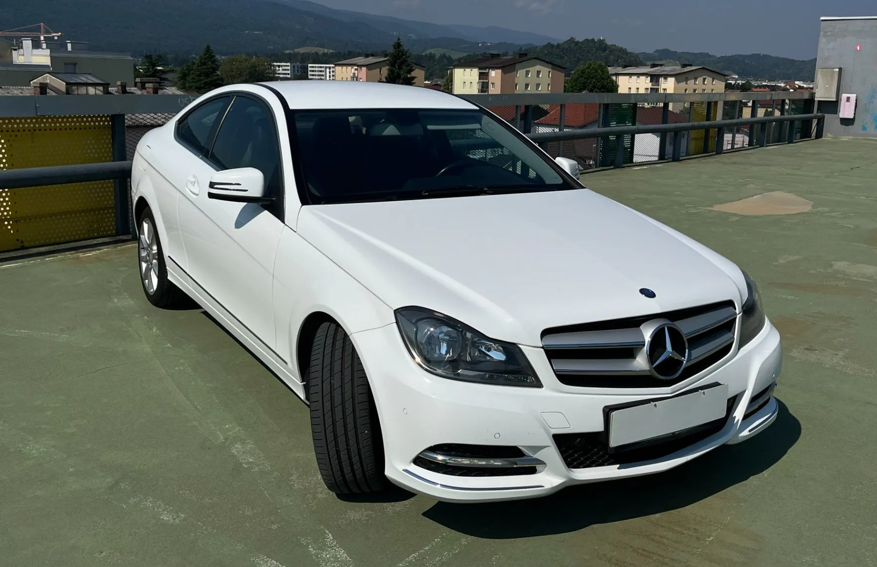Zunanja slika - Mercedes-Benz C-Razred - C Coupe 220 CDI BlueEFFICIENCY 2X PDC. TEMPO. - 3
