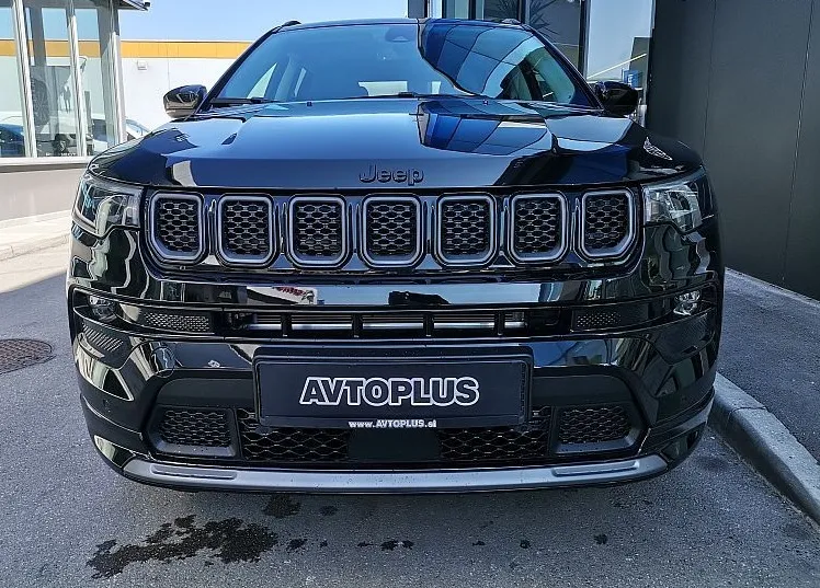 Zunanja slika - Jeep Compass - 1.5 T4 DCT7 e-Hybrid 96kW Summit - 2