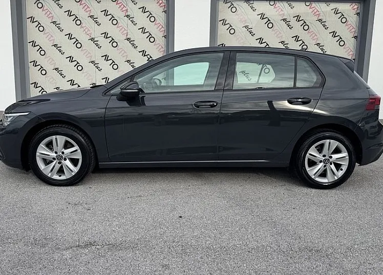 Zunanja slika - Volkswagen Golf - 2.0 TDI Life Virtual Kamera Tempomat Navigacija - 4