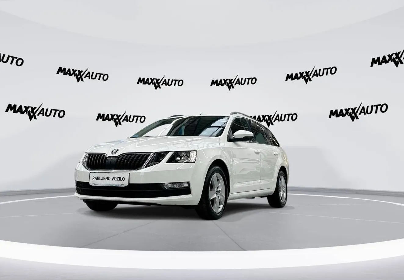 Zunanja slika - Škoda Octavia - Combi 1.6 TDI Family - 1