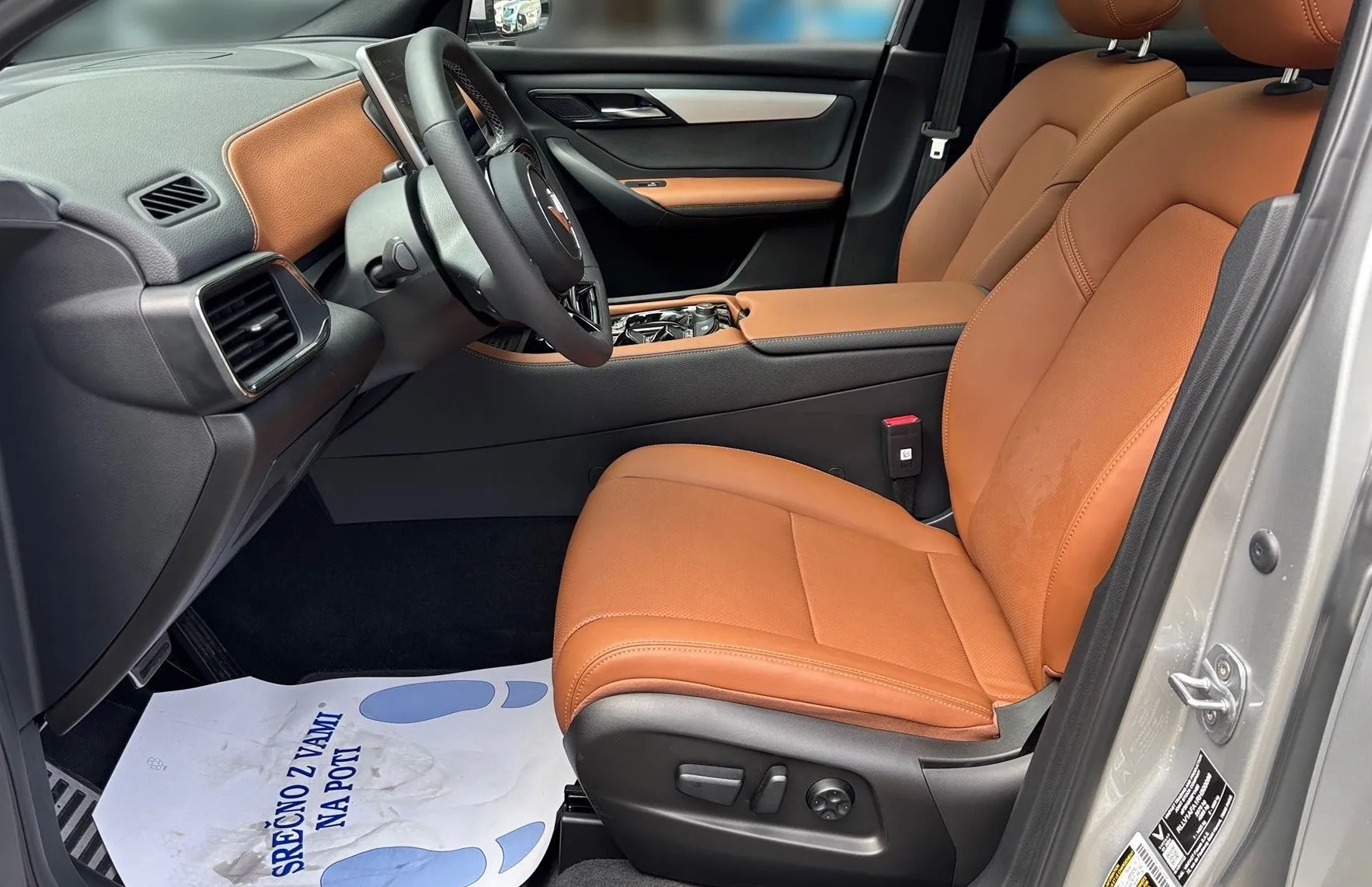 Zunanja slika - Vinfast VF8 - 87.7 kWh AWD Plus408PS AWD-GRATIS POLNILNICA 22KW - 13