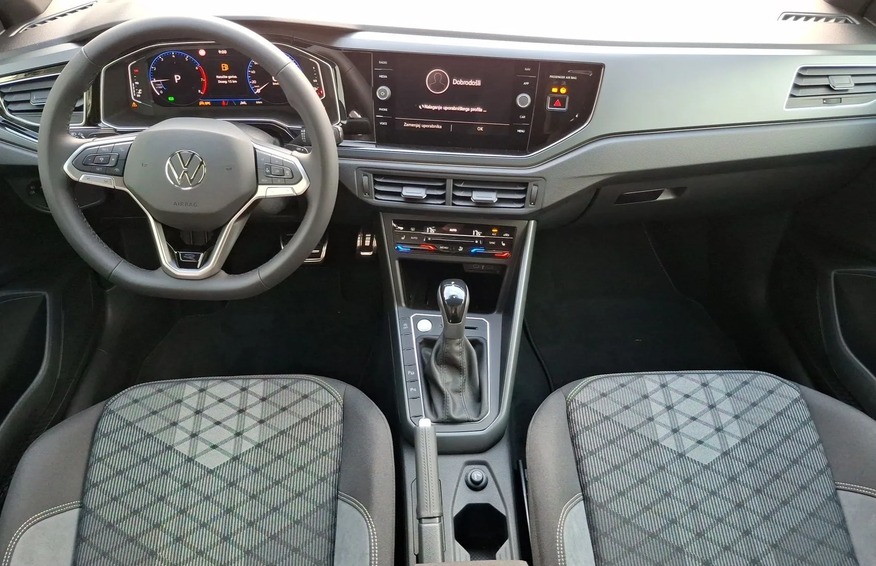 Zunanja slika - VW Taigo - 1.0 TSI avt. 4JOY 85  115 - 10