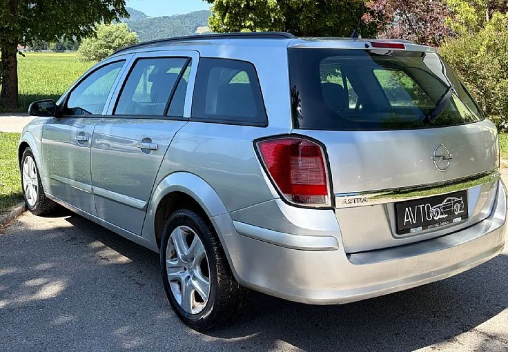 Zunanja slika - Opel Astra - Karavan 1.9 CDTI - 7