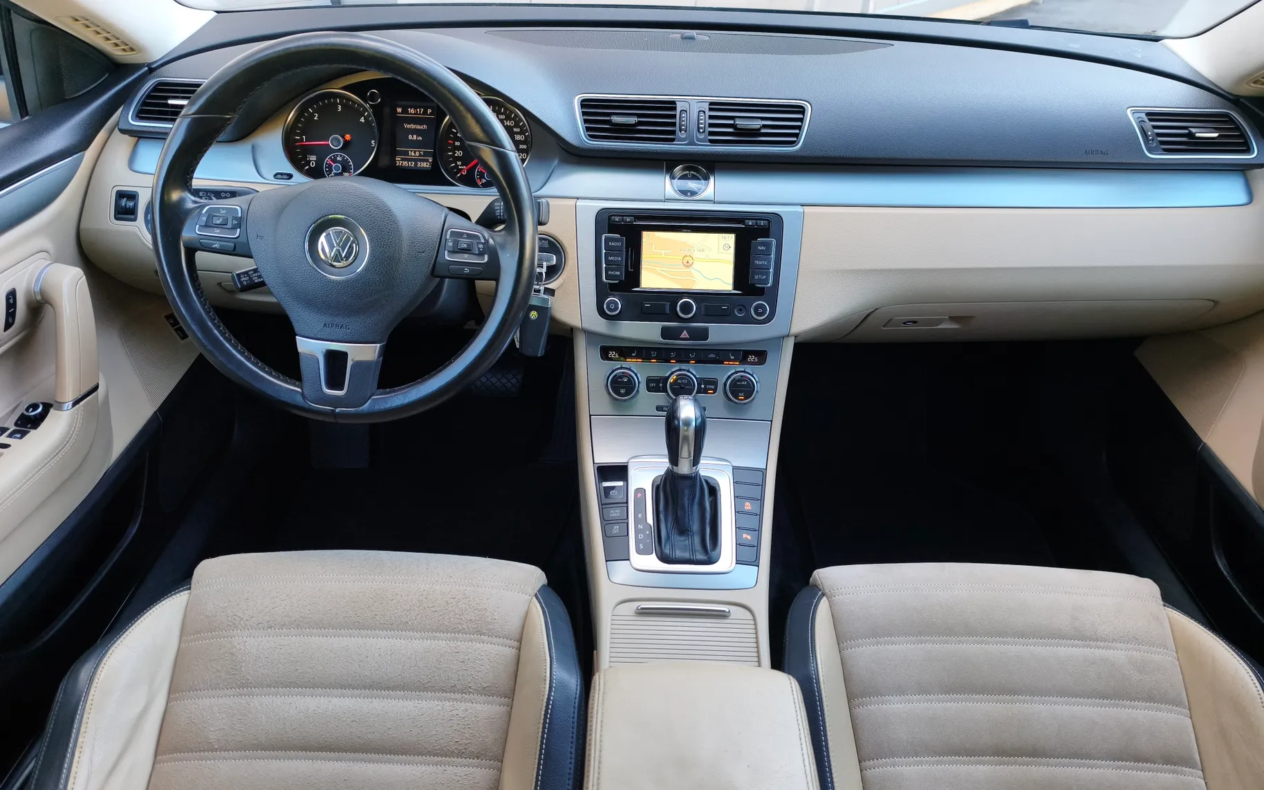 Zunanja slika - Volkswagen Volkswagen CC - Volkswagen Passat CC 2.0-TDI-DSG-USNJE-XSENON-BI-XSENON-17-COL-AL - 11