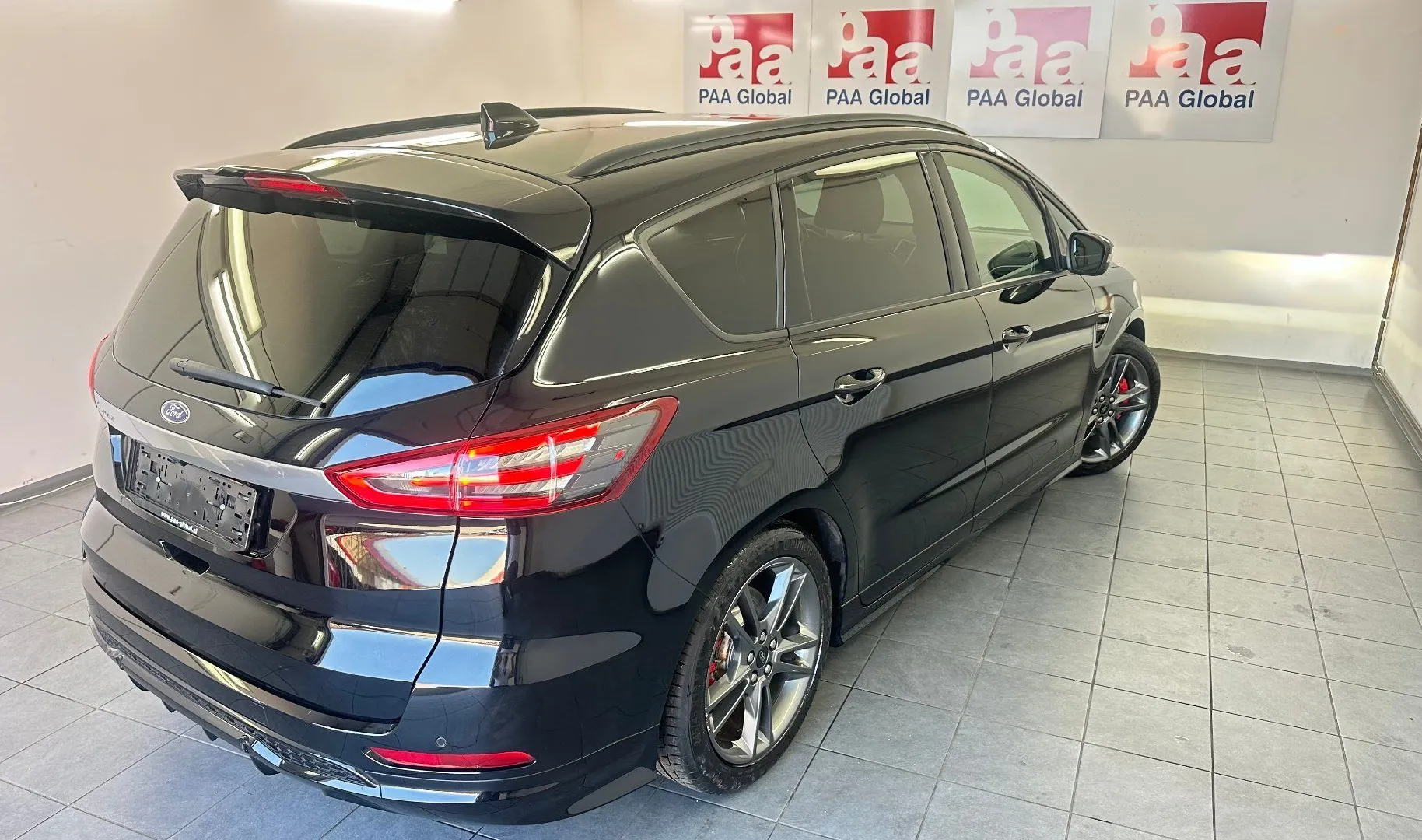 Zunanja slika - Ford S-MAX - 2.0 EcoBlue ST-LineAvt.NEMŠKI+4ALU.KAMERA.NAVI.LED - 14