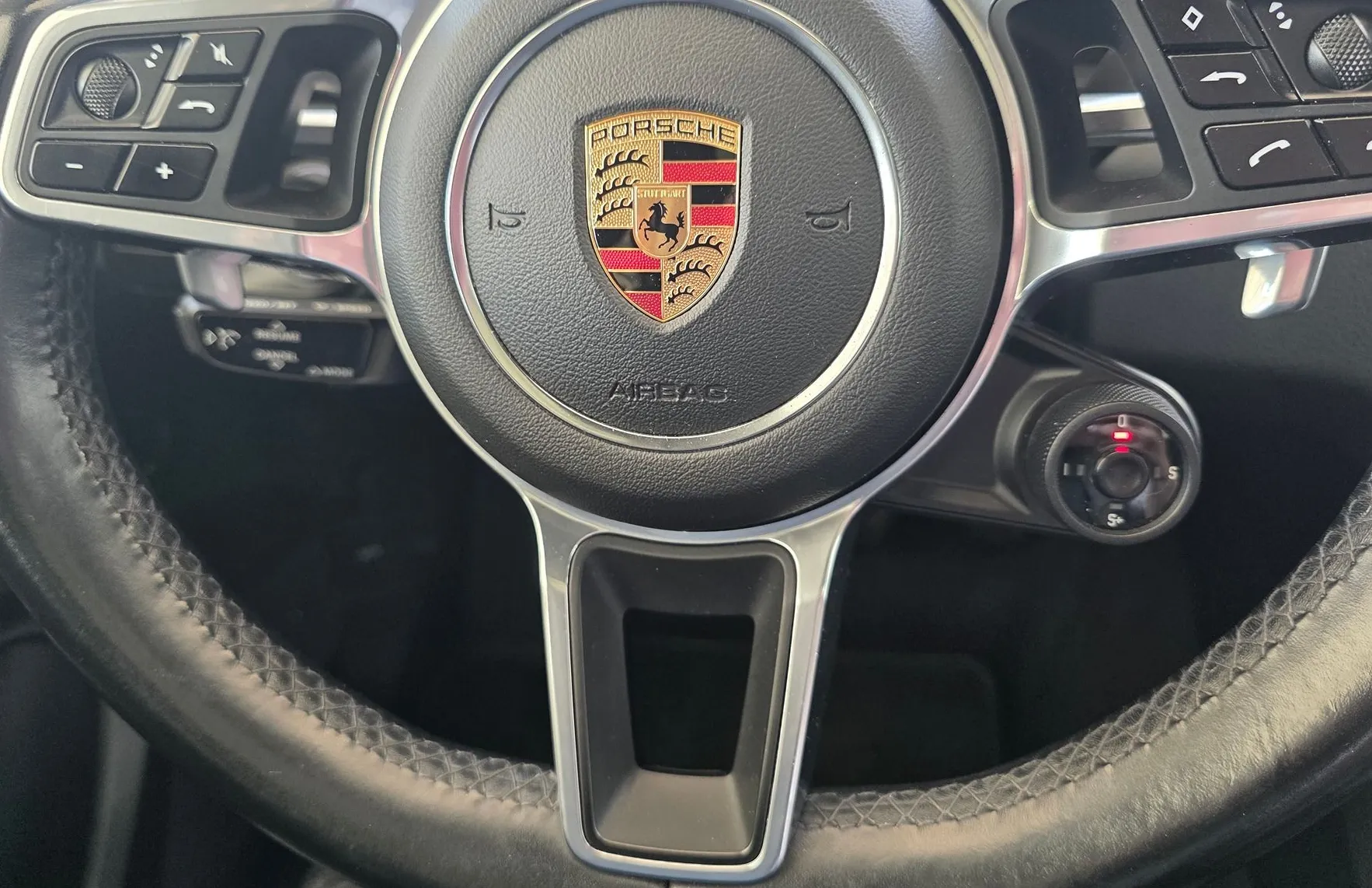 Zunanja slika - Porsche Cayenne - Coupe 3.0 V6 - CHRONO - PANO - BOSE - KLJUKA - 360 KAM - 12