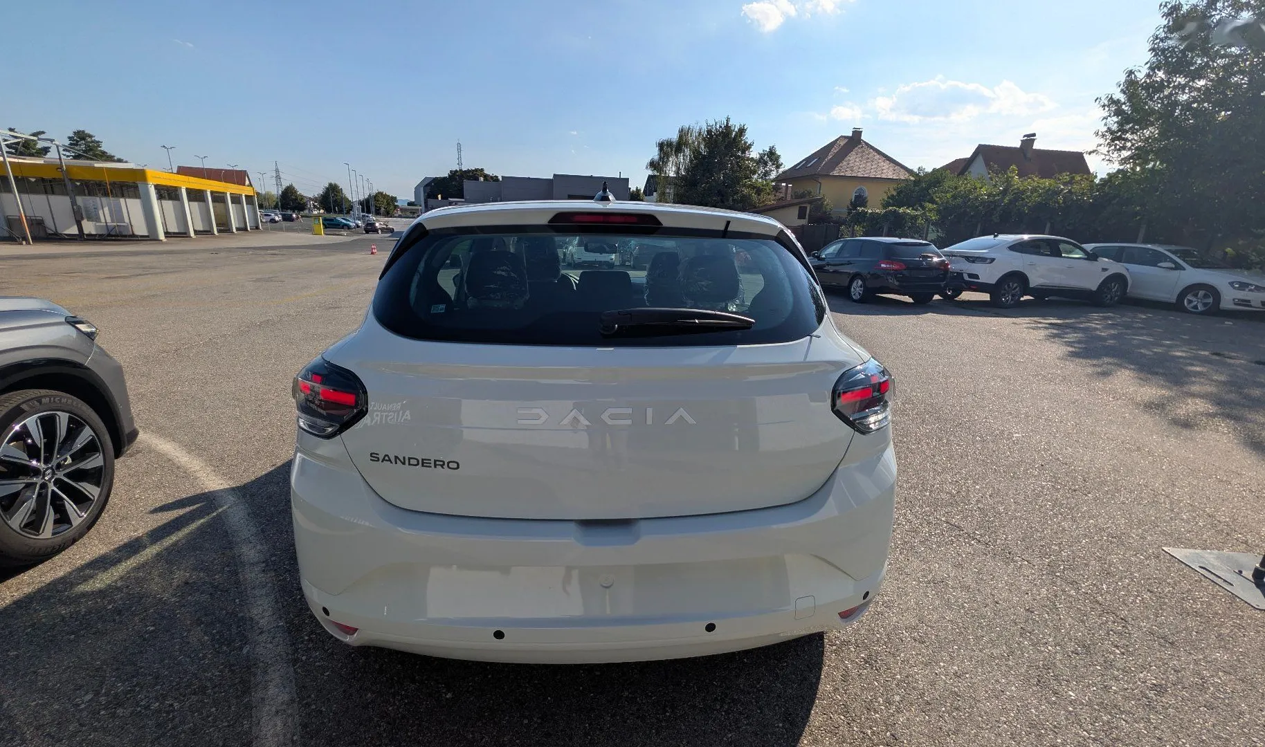 Zunanja slika - Dacia Sandero - 1.0 TCe 100 Essential - 2