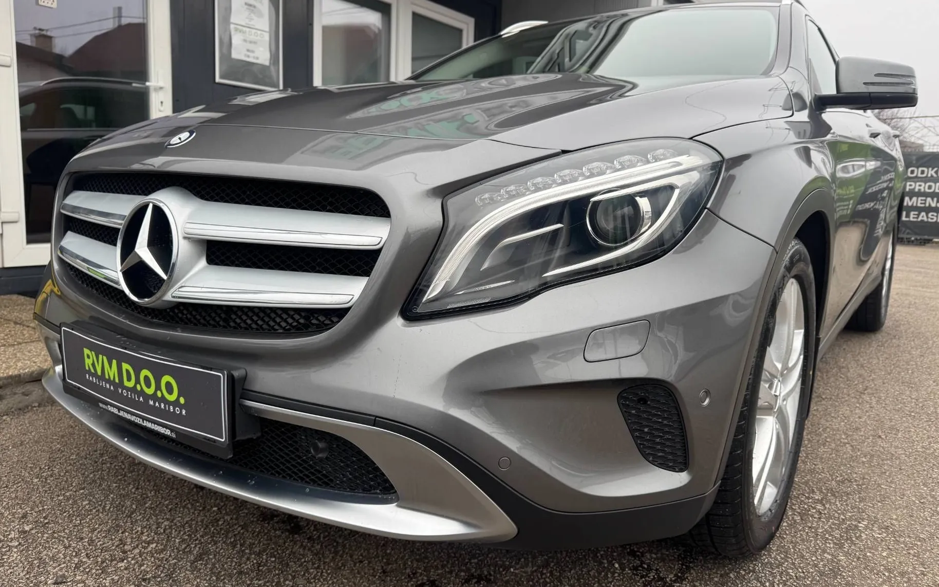 Zunanja slika - Mercedes-Benz GLA-Razred - STYLE°1.LAST°SLO°LED°DIG.KLIMA°PARK.SEN°96.000 KM - 2