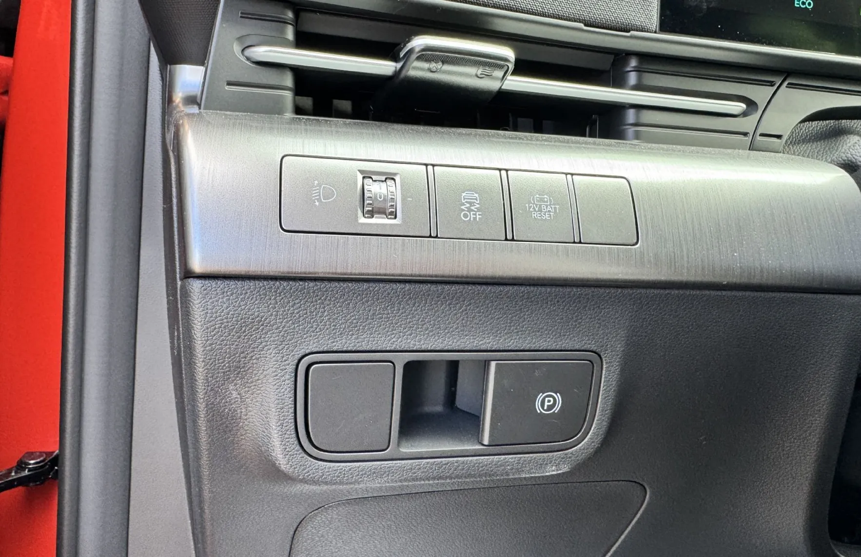 Zunanja slika - Hyundai Kona - 1.6 GDI   hibrid Premium DCT+ZIMSKE PNEVMATIKE - 12