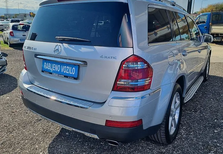 Zunanja slika - Mercedes-Benz GL-Razred - GL 320 CDI 4MATIC.AMG.WEBASTO.ZRAČNO VZM.1LASTNIK - 4