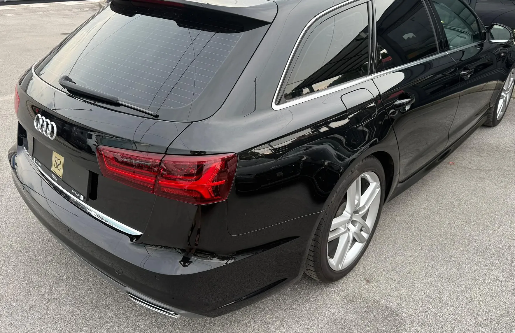 Zunanja slika - Audi A6 - Avant 2.0TDI S line-PANO-NAVI-BT-4CON-GRESED-ACC-KAM-MEM - 5