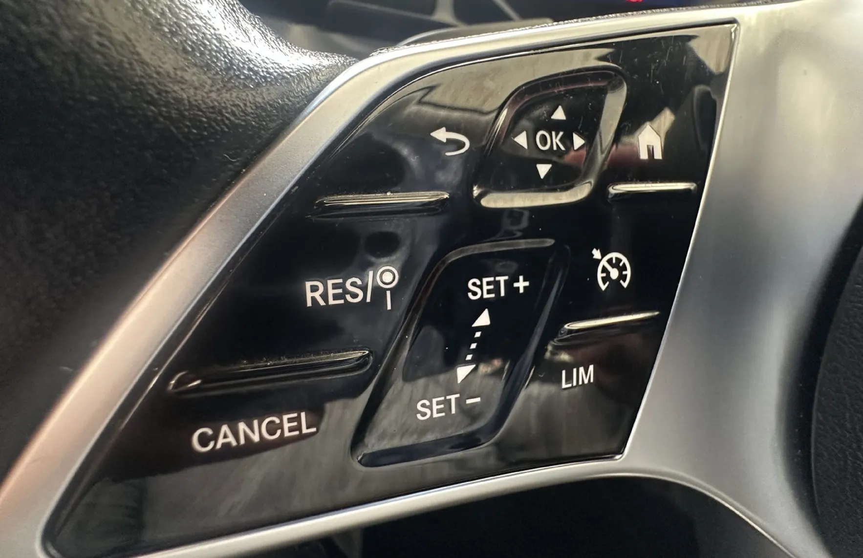 Zunanja slika - Mercedes-Benz C-Razred - C 220 d Avt.KAMERA.LEDNAVI.USNJE.ACC.SAMO 8.460 KM - 8