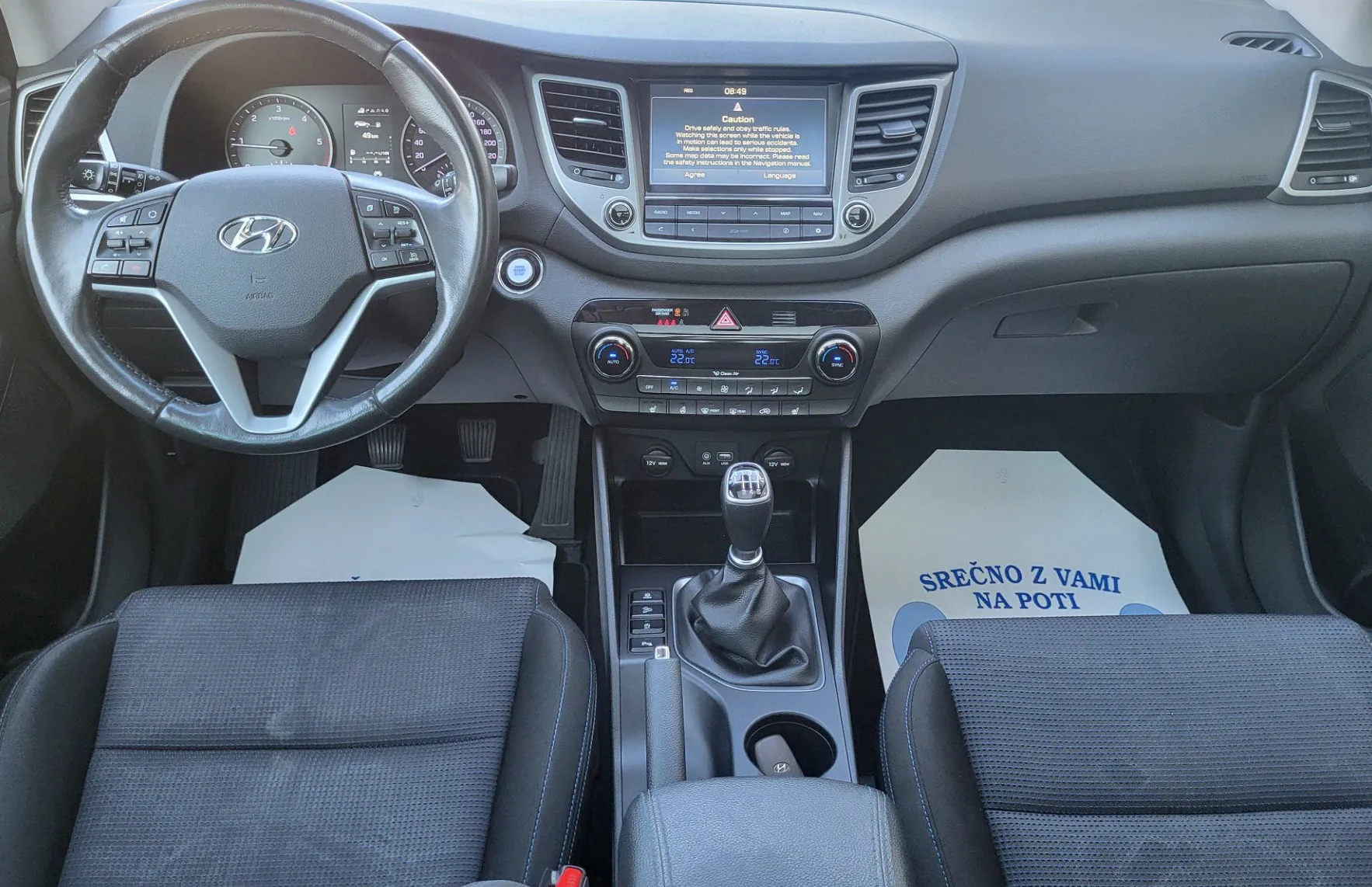 Zunanja slika - Hyundai Tucson - 1.7 CRDi Impression slo-1last-navi-alu-pdc-kamera - 7