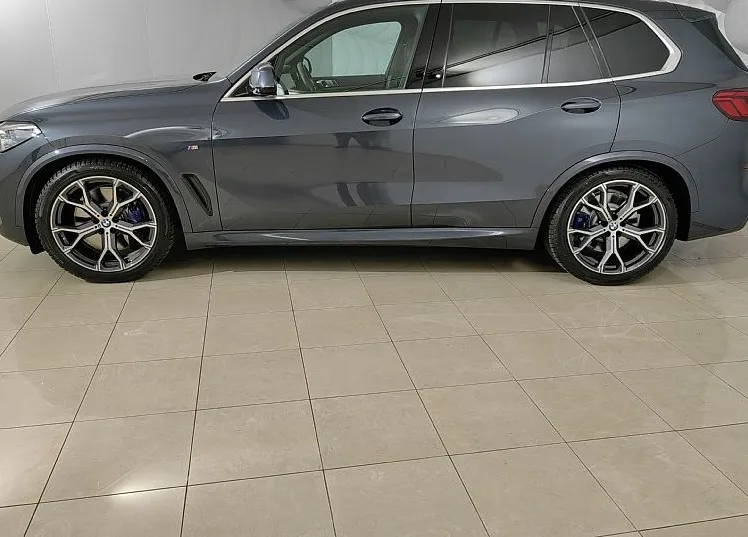 Zunanja slika - BMW X5 - serija : 30d-XD-M-PAKET-ZRAČNO-LASER-PANOR-KAME-COCKPIT-21C - 2