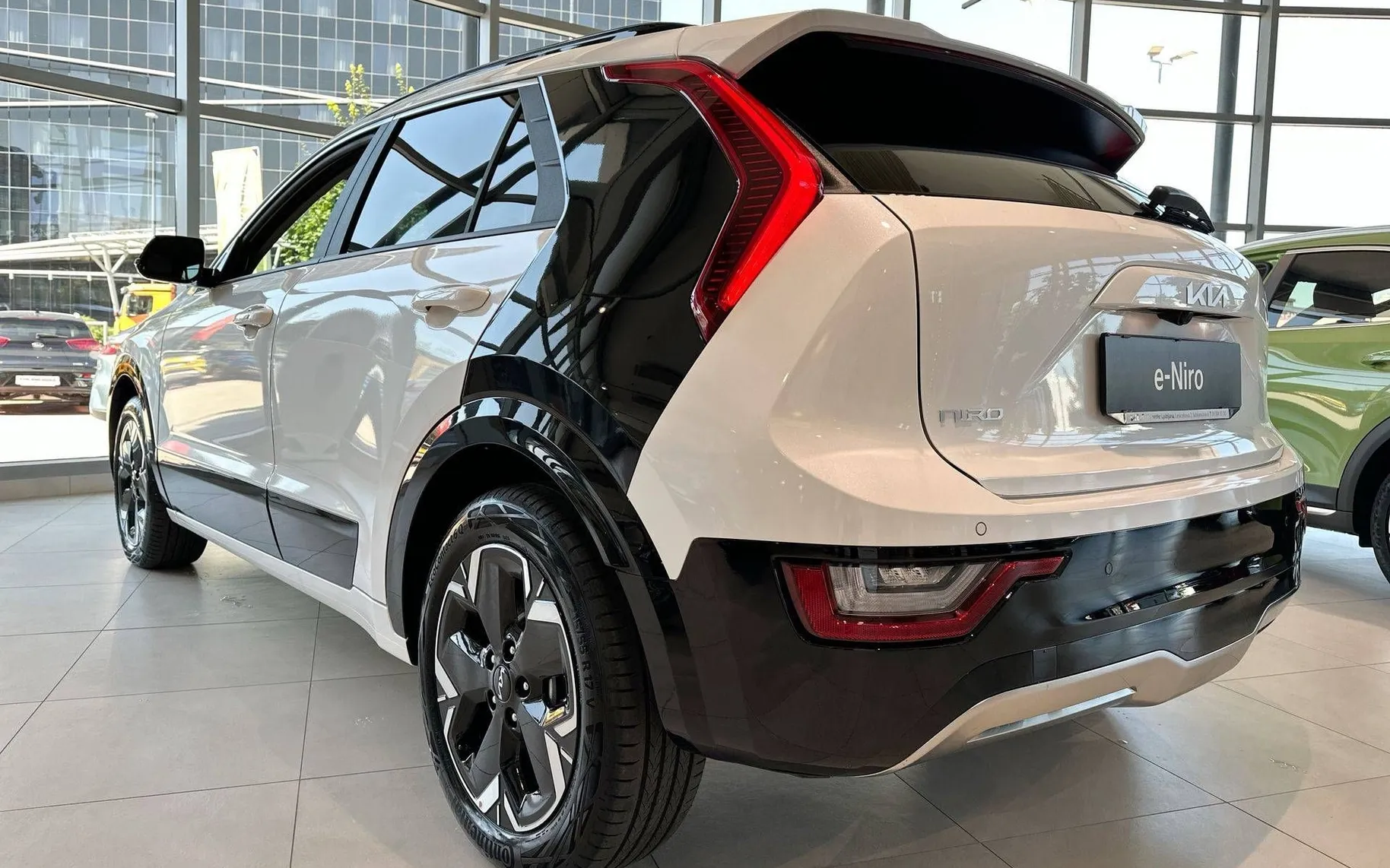 Zunanja slika - KIA Niro - Limited Edition - 5