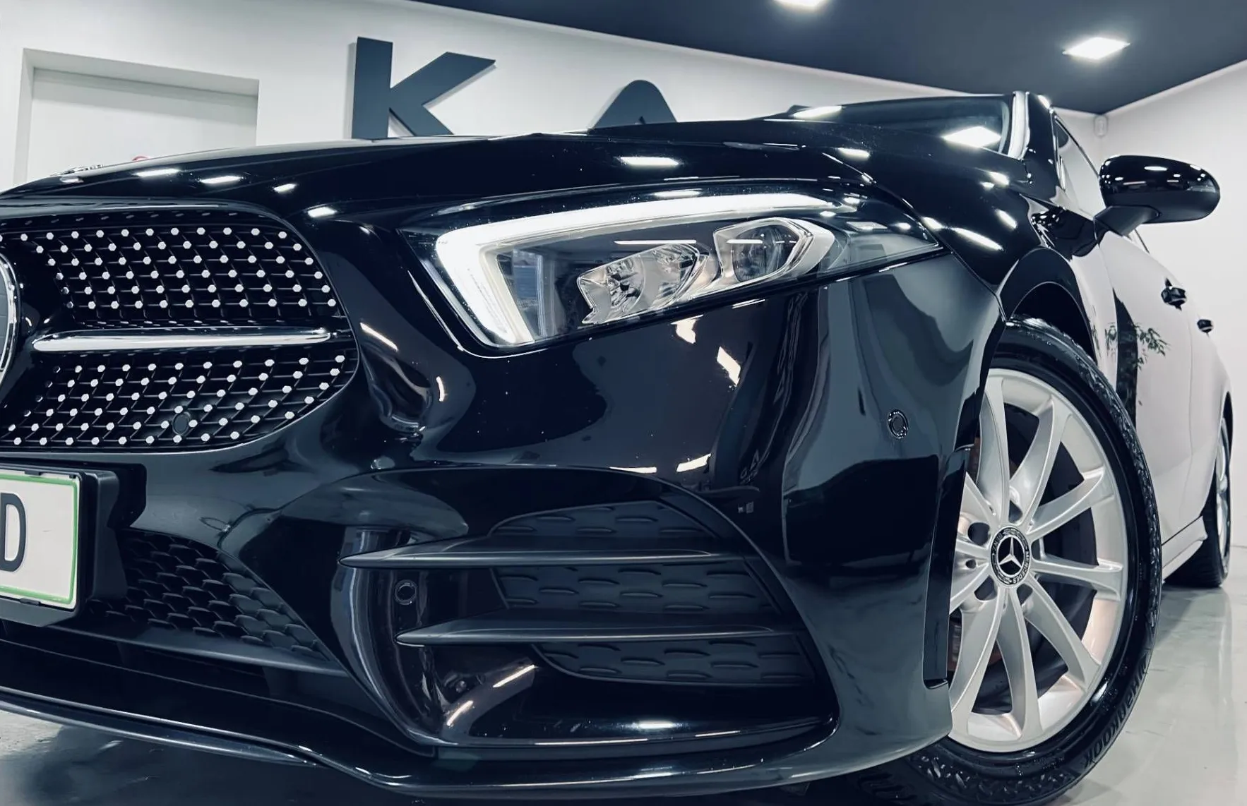 Zunanja slika - Mercedes-Benz A-Razred - A 180 AMG NAVI-GRETJE-LED-PDC-ACC... - 16
