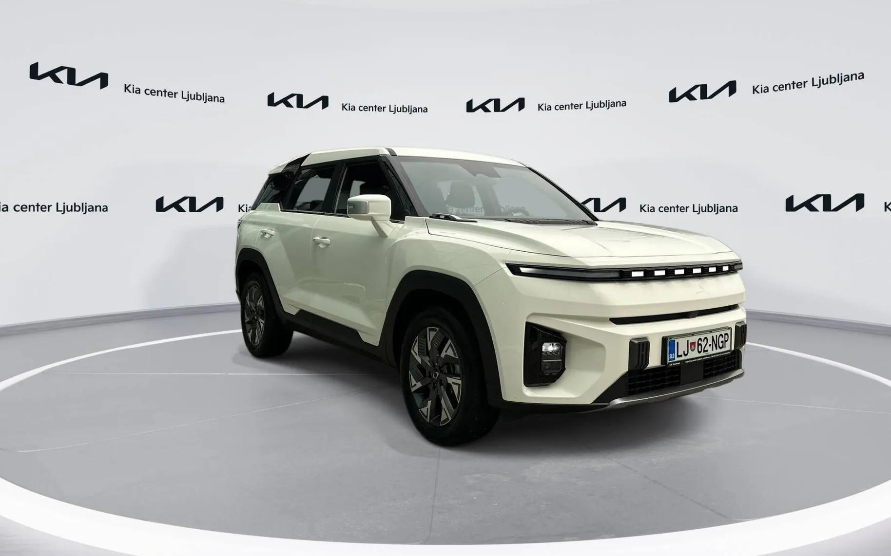 Zunanja slika - SsangYong Torres - EVX EXPLORE... - 3