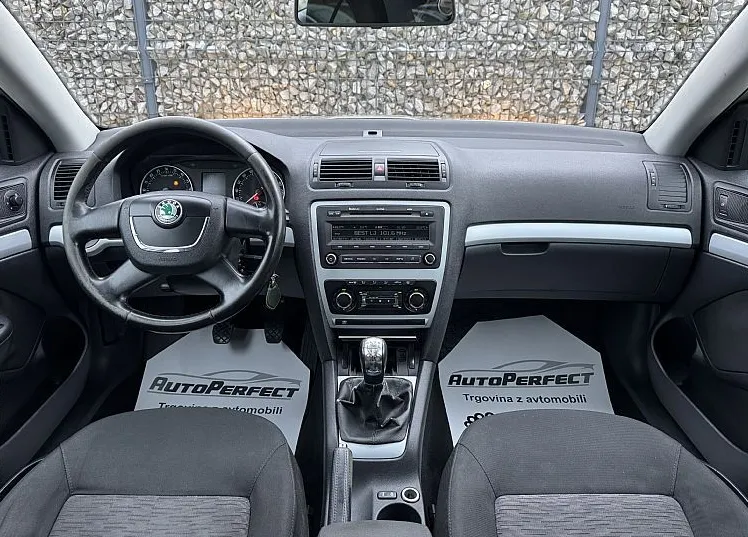 Zunanja slika - Škoda Octavia - 1.9 TDI 77KW |SLO|AUT. KLIMA| - 10