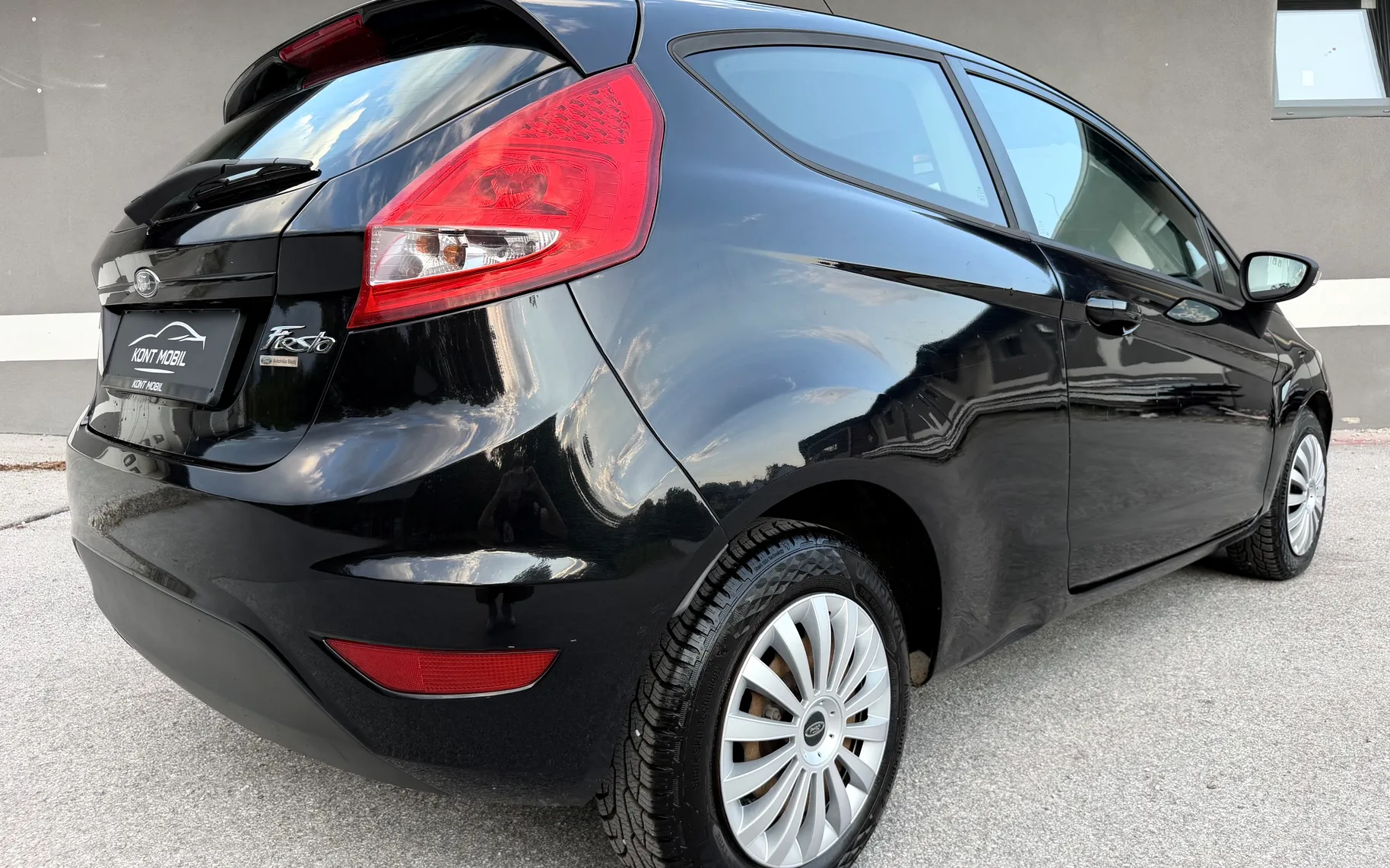 Zunanja slika - Ford Fiesta - Ambiente 1,25 16V - 7