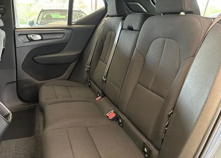 Zunanja slika - Volvo XC40 - T3 AUT Momentum - 16