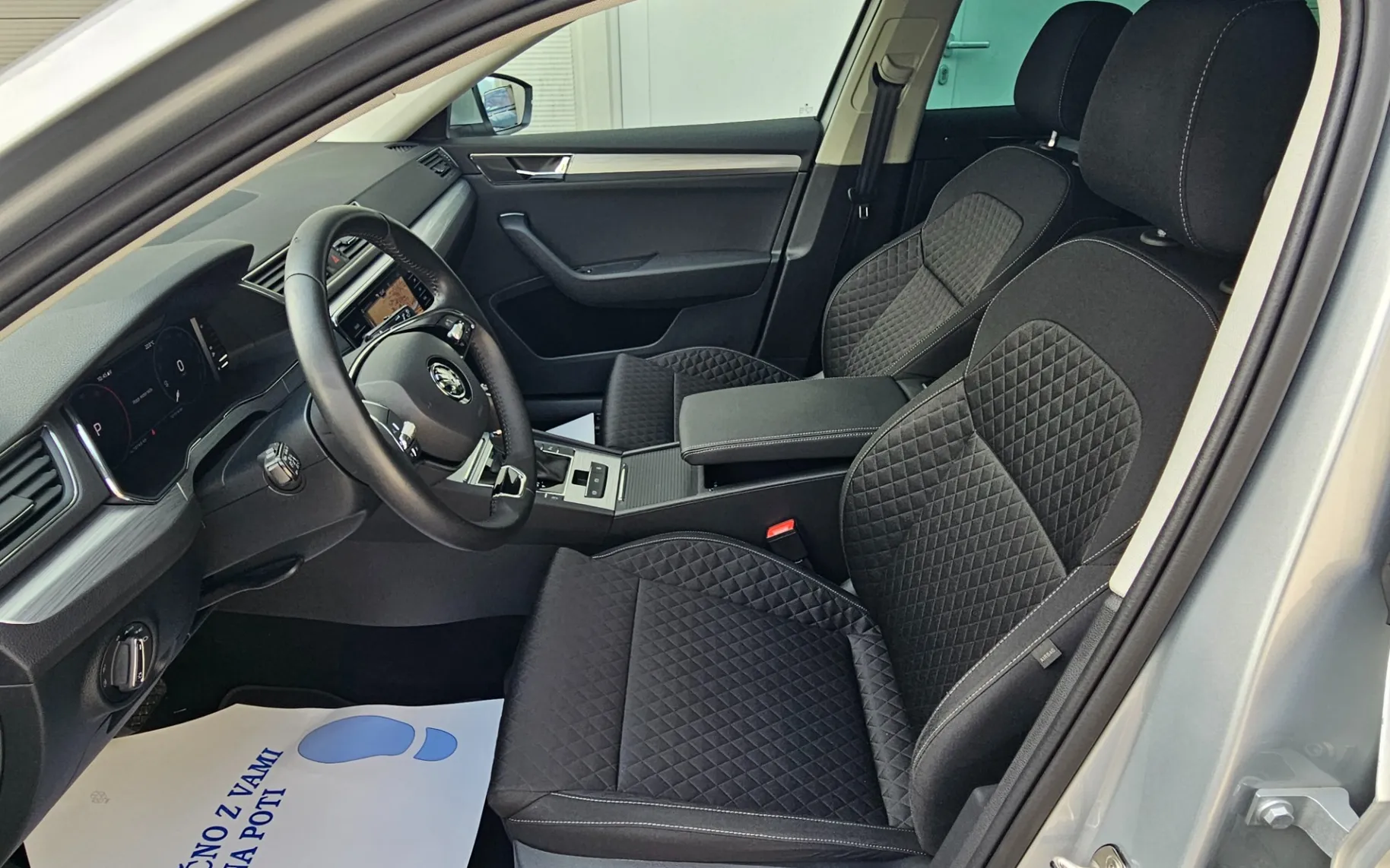 Zunanja slika - Škoda Superb - Combi 2,0 TDI   DSG - 7