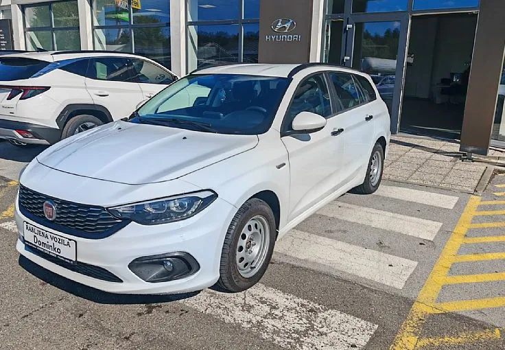 Zunanja slika - Fiat Tipo - SW 1.6 Multijet City°°1 Lastnik°°Samo 66053km°° - 2