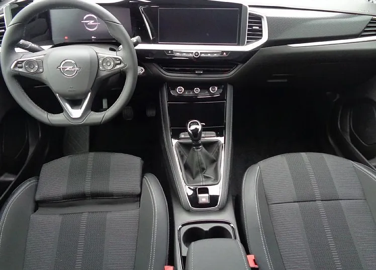 Zunanja slika - Opel Grandland - 1.2 TURBO 130hp GS - NOVO VOZILO - UGODNO - 6