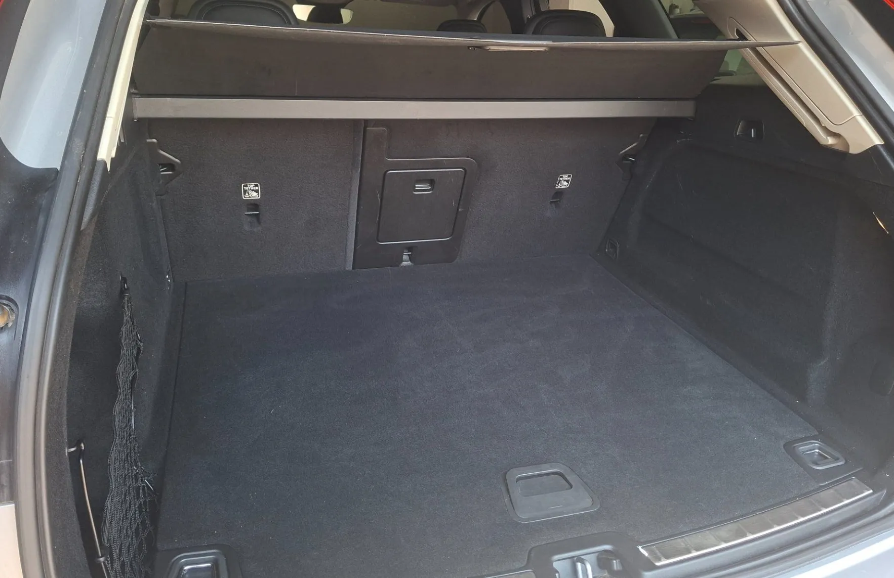 Zunanja slika - Volvo XC60 - B4D AWD Momentum Avt. - 15