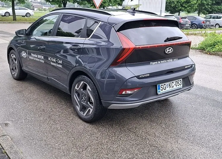 Zunanja slika - Hyundai Bayon - 1.0 T-GDI 100 PREMIUM. WINTER I. rg - 3