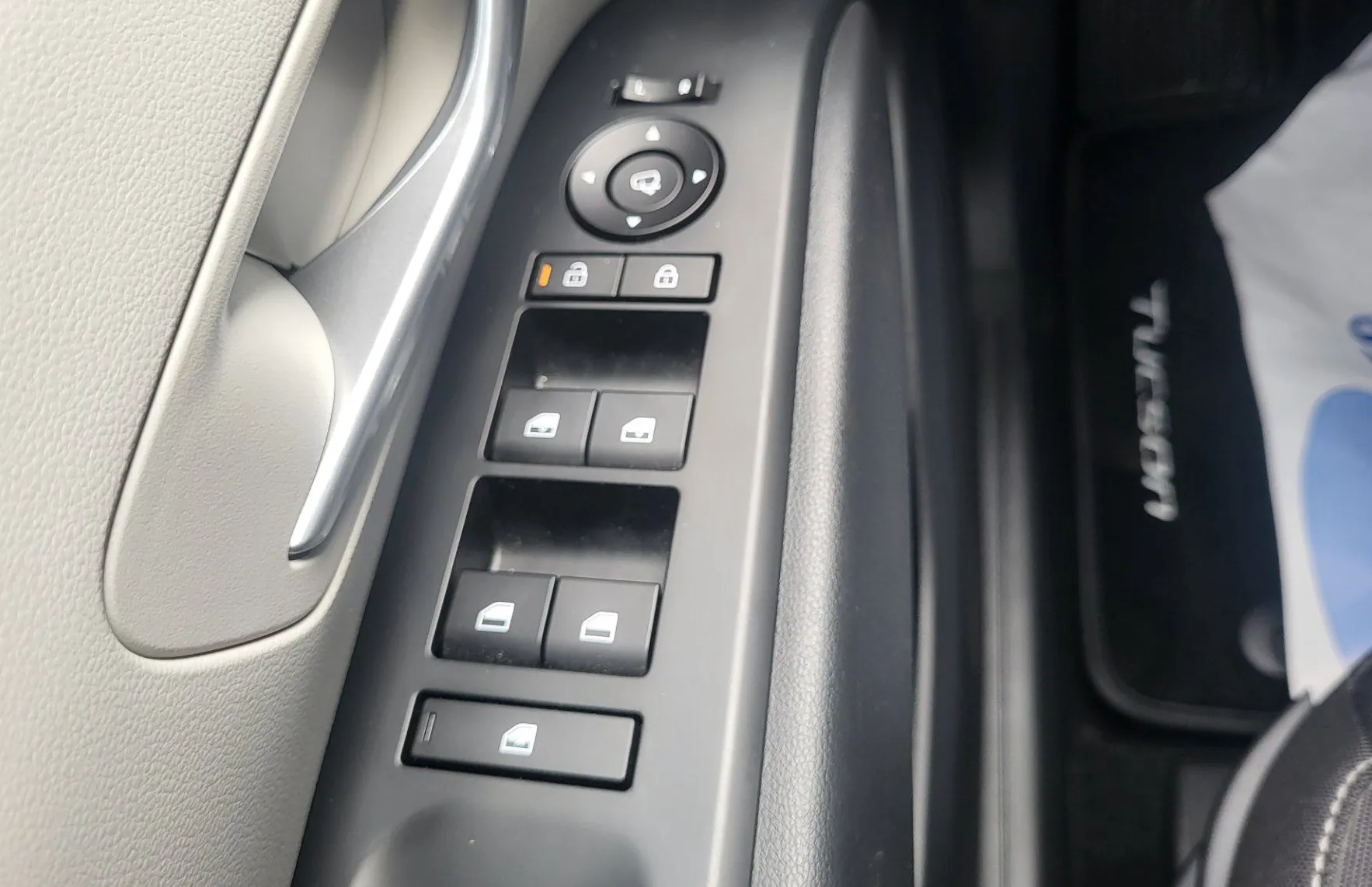 Zunanja slika - Hyundai Tucson - 1.6 T GDI Premium slo-1last-acc-navi-pdc-alu-kamer - 15