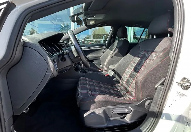 Zunanja slika - Volkswagen Golf - 2.0 GTI BMT - 4