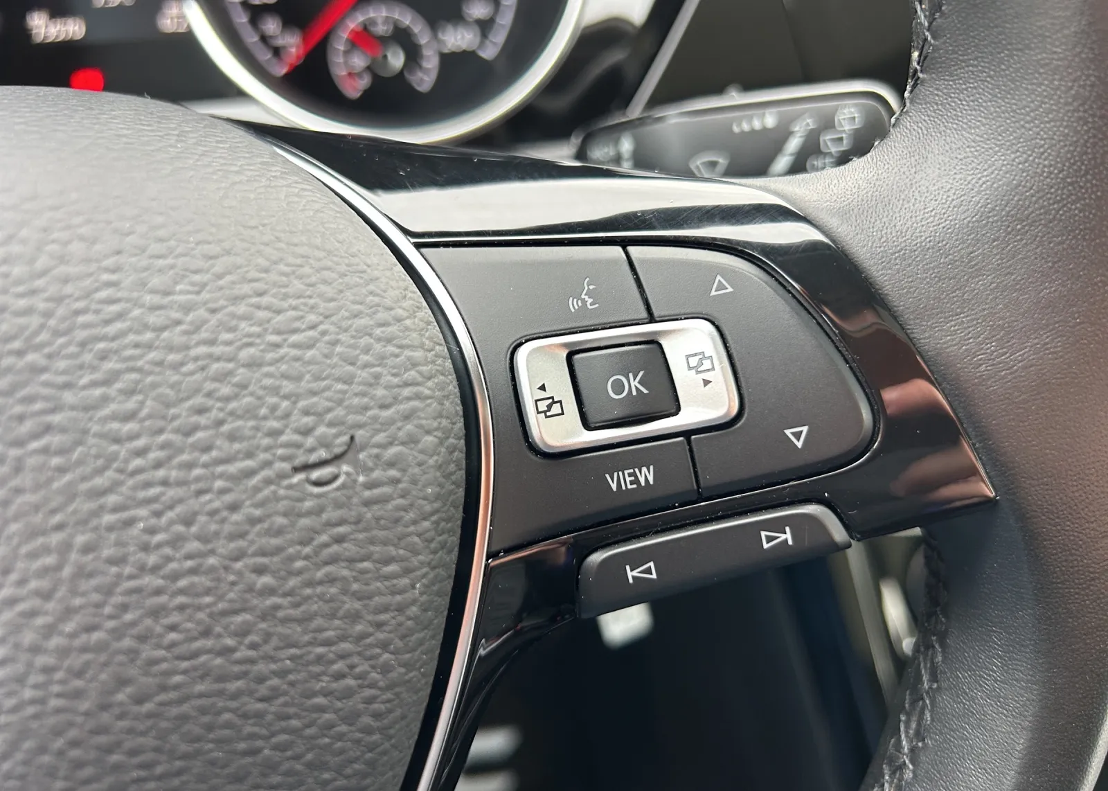 Zunanja slika - Volkswagen Touran - 2,0 TDI BMT Family DSG - 15