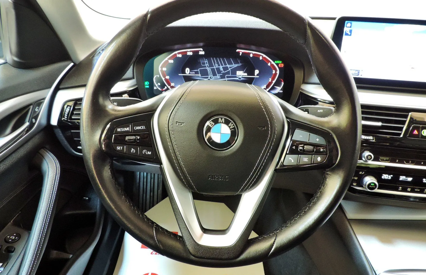Zunanja slika - BMW Serija 5 - : 520i Avt. USNJE-360 KAMERA-HEAD UP…… - 14