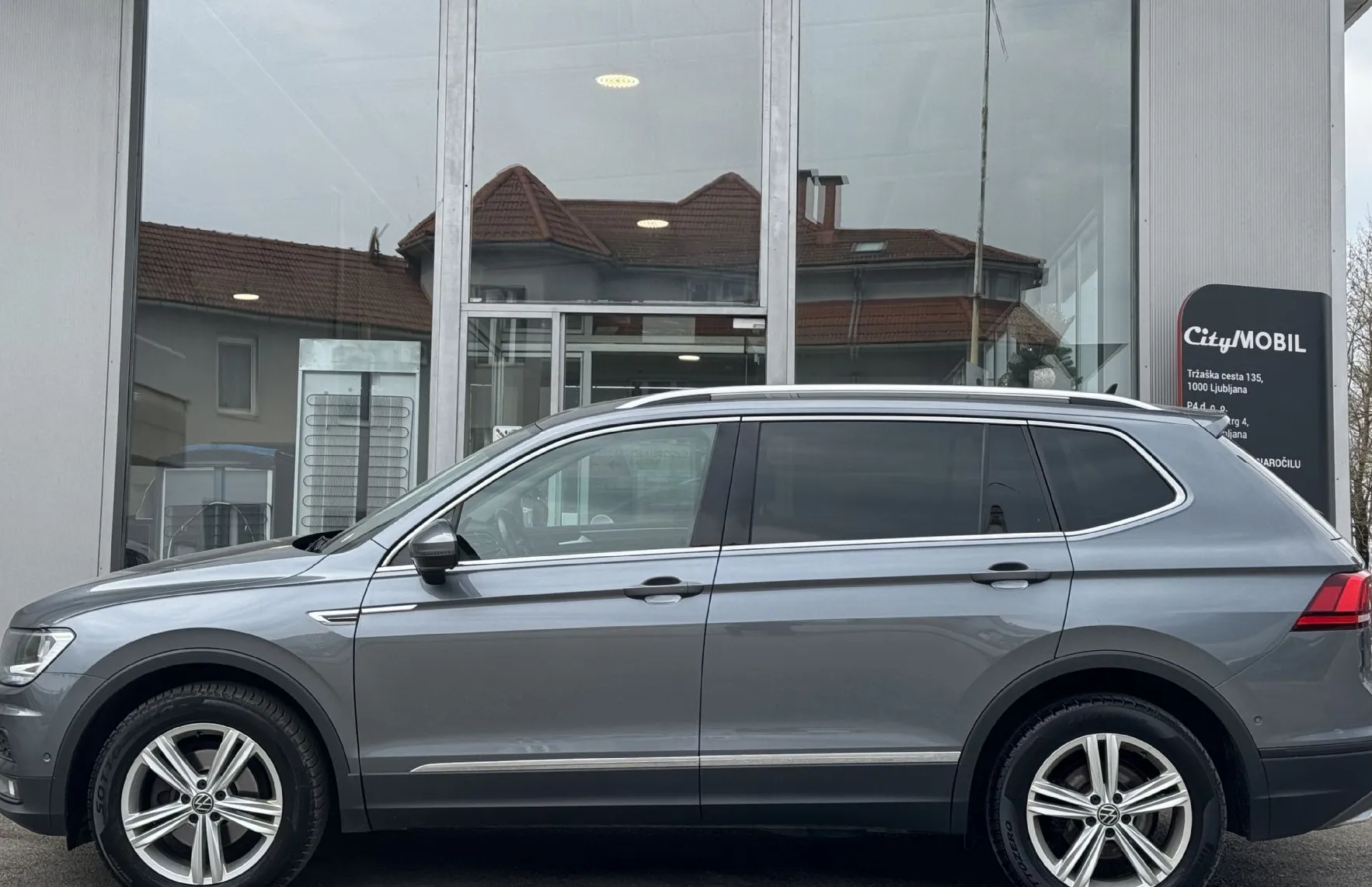 Zunanja slika - VW Tiguan Allspace - 7 SEDEŽEV-AVTOMATIK-EDITION-RADAR-NVI-KAMERA-GRET - 6